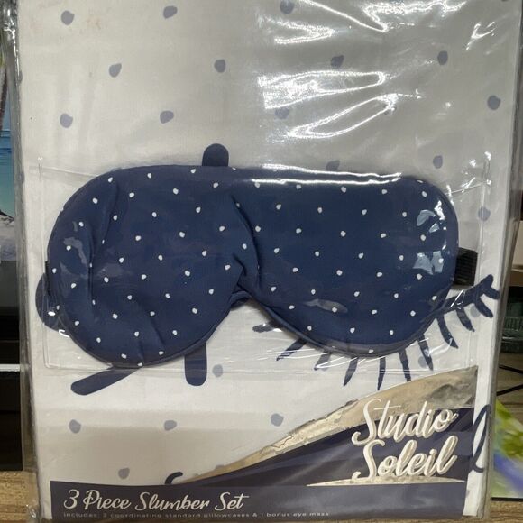 Studio Soleil 3 Piece Slumber Set Sleep & Party Pillow Cases W/Eyemask New - Picture 4 of 4